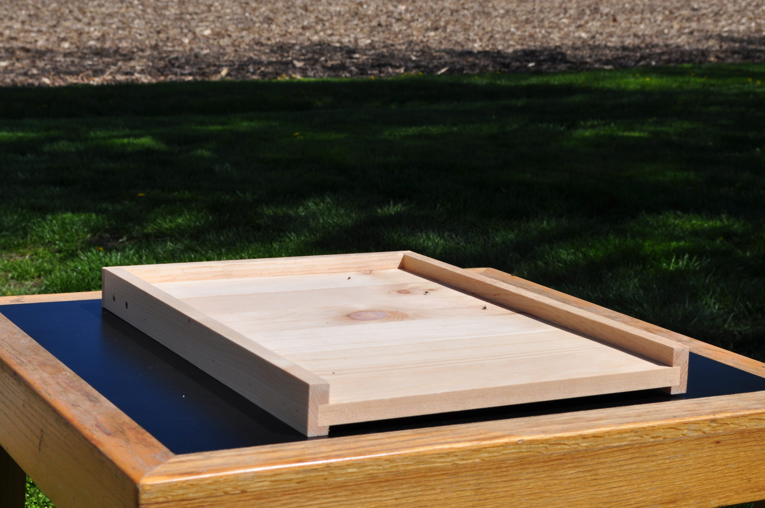 10 Frame Solid Bottom Board W Entrance Reducer Mumbe S Orchard Bee Farm